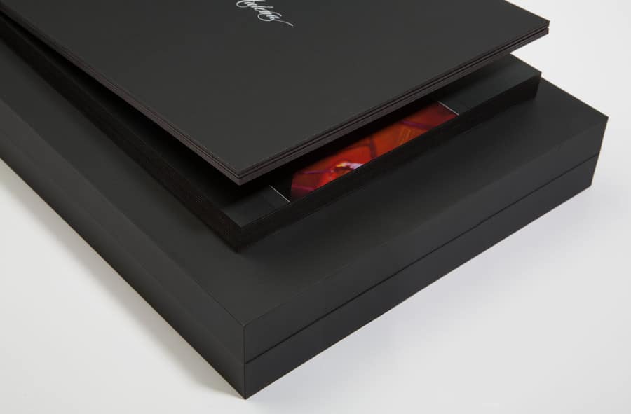 Graphistudio -Young Book - Luci & ombre photography